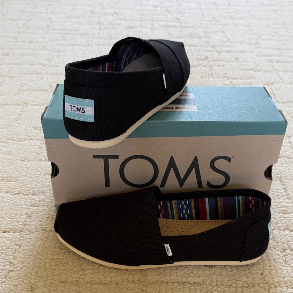 Toms Black Slip-On Canvas with Cream Sole